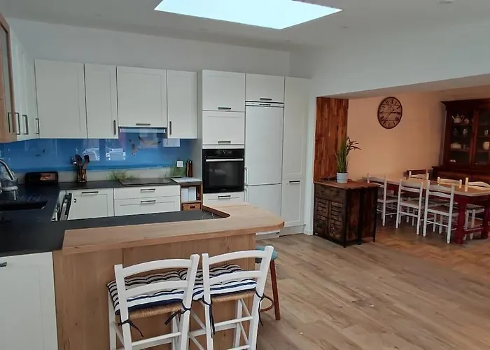 Maison Spacieuse 50 M De La וויסטרהאם