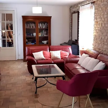 Maison Spacieuse 50 M De La Ferienhaus